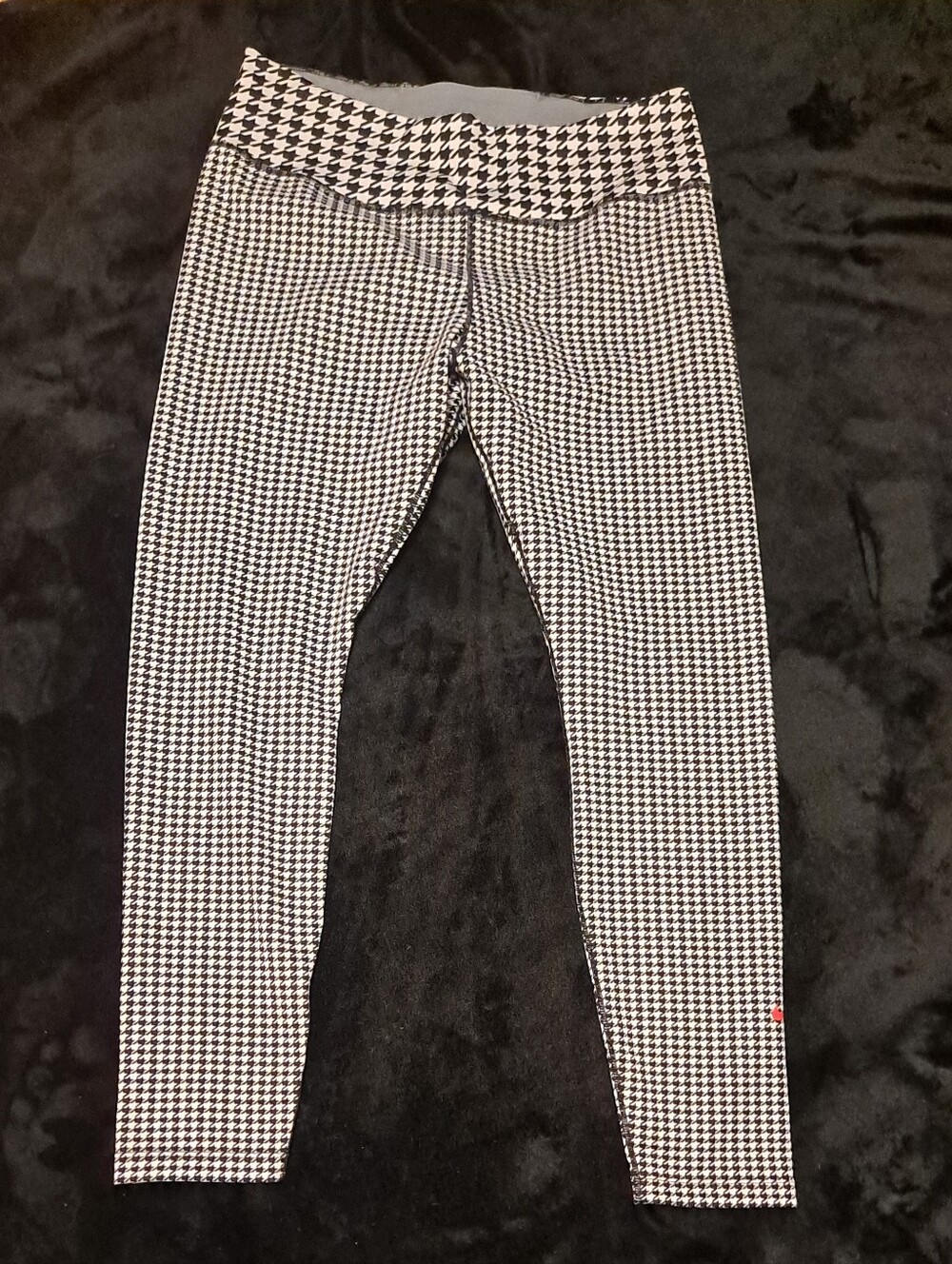 Nike Black & White Houndstooth Womens Leggings - Classic Pattern Sz L
